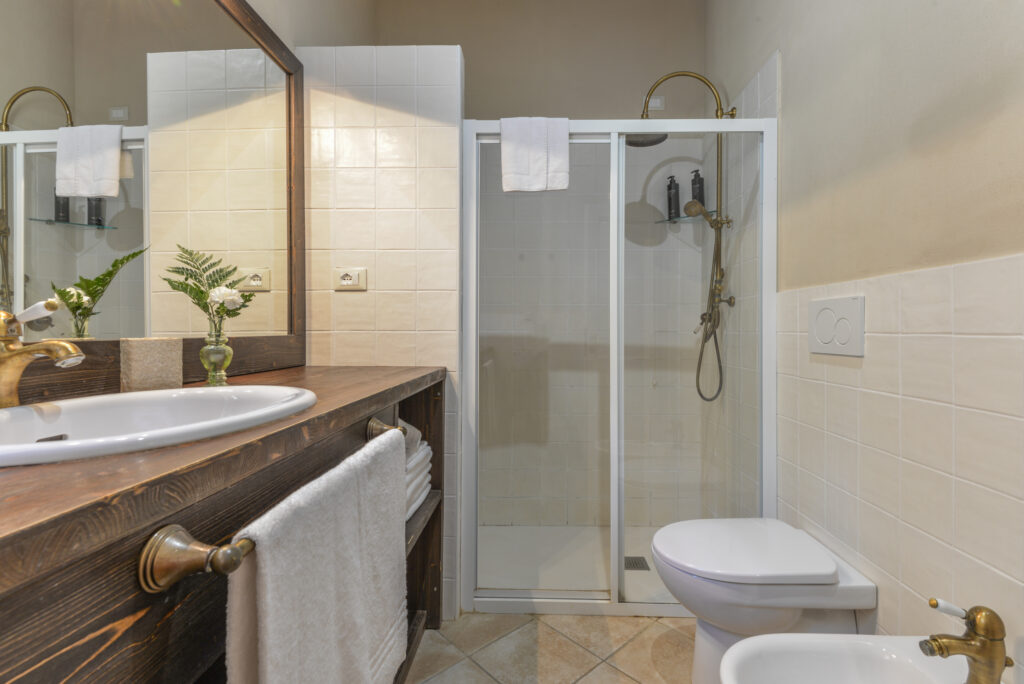 Bagno - Bouganville, Agriresort Galenzana